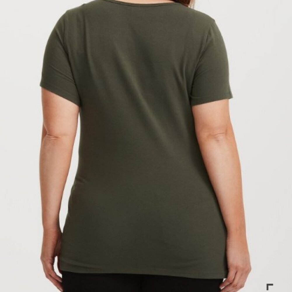 TORRID Foxy Crew Neck Keyhole Tee Olive Tee Size 1 - Picture 4 of 12